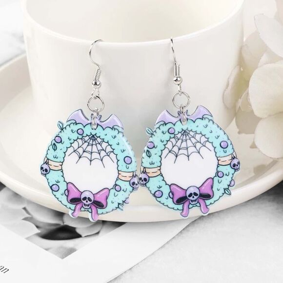 New Christmas Holiday Goth Bat Skull Spiderweb Wreath Drop Earrings Pastel Gift - Picture 2 of 2